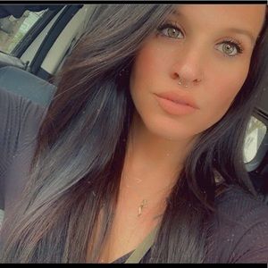 Meet your Posher, Sarahbeth